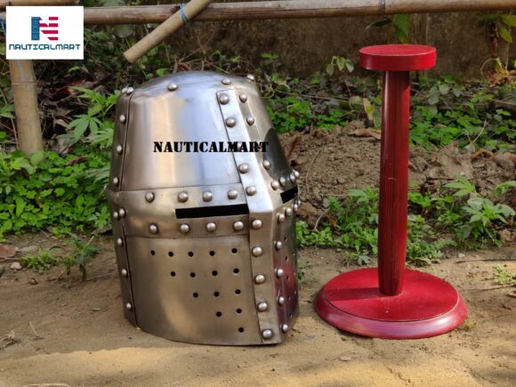 Nautical-Mart IR80685C Great Helm Knight Templer Helmet - Image 2