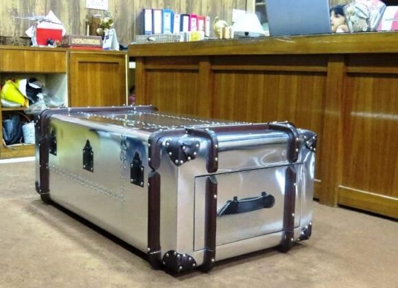 NauticalMart Aviator Commander Aluminum Storage Trunk Coffee Table - Image 4