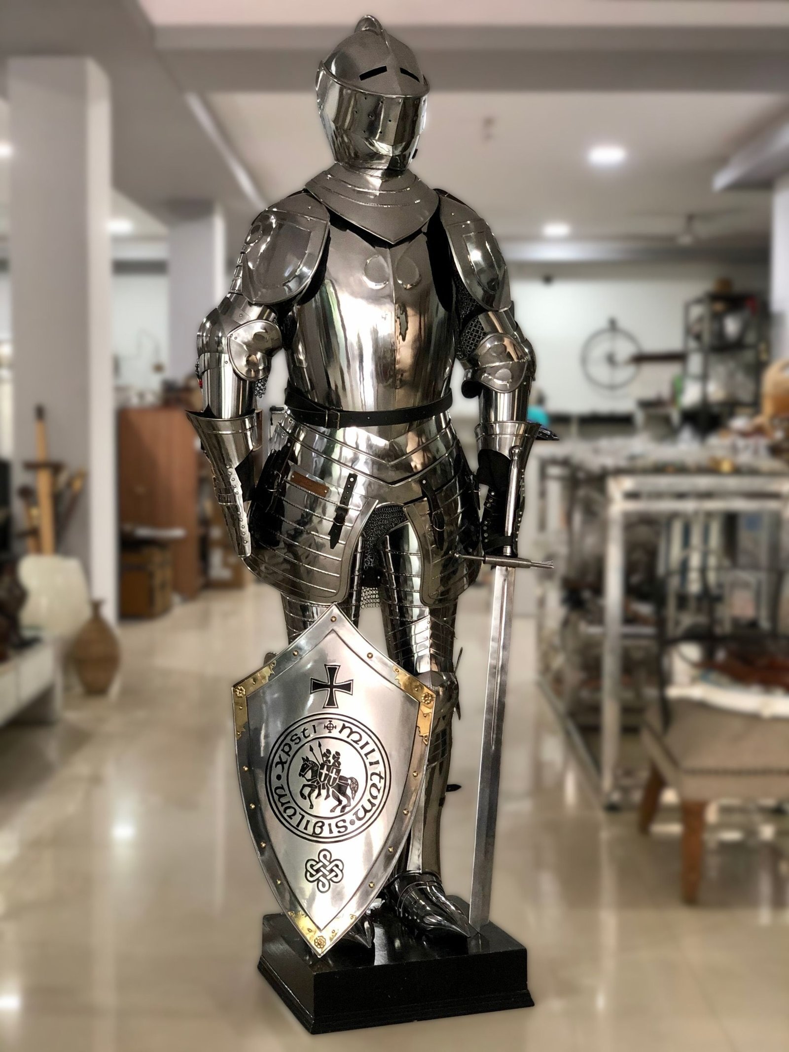 Historium Vault Close Knight Suit of Armor Medieval Combat Full Body Armour Suit Costume - Image 4