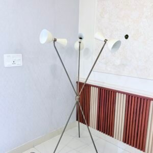 Tripod Diabolo Floor Lamp