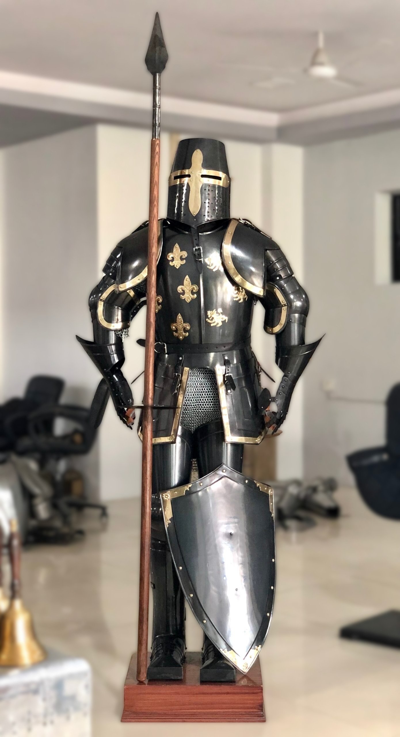 Historium Vault Knight Suit of Armor Medieval Crusade Knight Costume Black Knights breastplate - Image 3