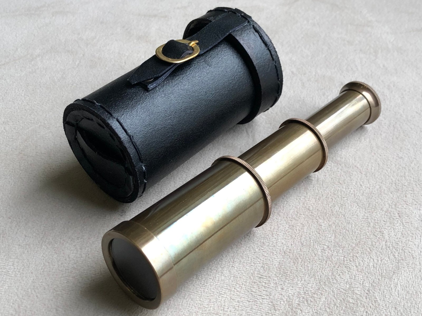 NauticalMart 6 Inch Antique Finish Brass Telescope Vintage Replica with Leather Case, Ideal Nautical Gift for Collectors and Outdoor Enthusiasts - Image 4