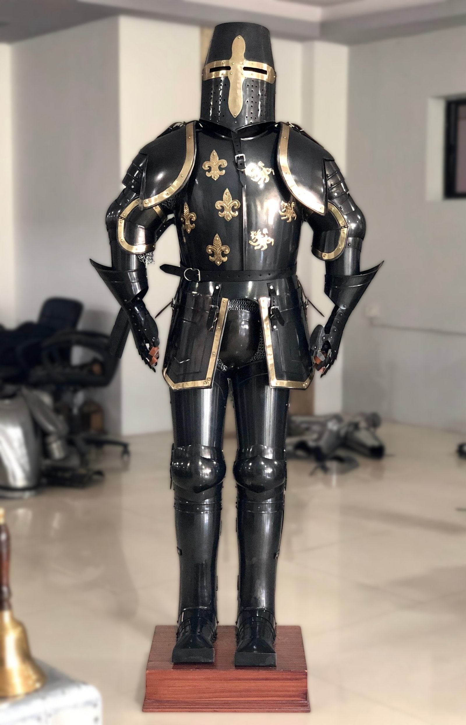 Historium Vault Knight Suit of Armor Medieval Crusade Knight Costume Black Knights breastplate