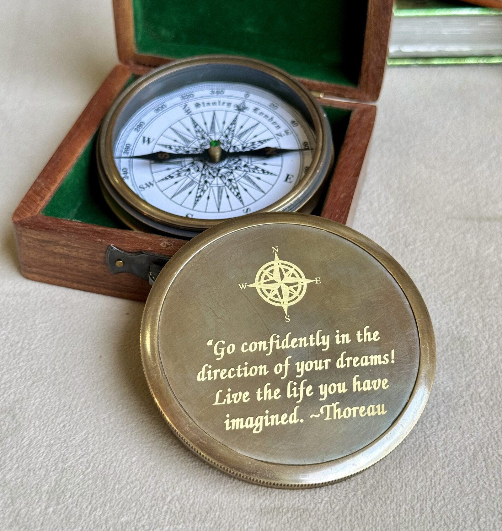 Compass Gift For MomDad, Vintage Pocket Compass Engraved With Go Confidently Customized Gifts For WomenMen - Image 2