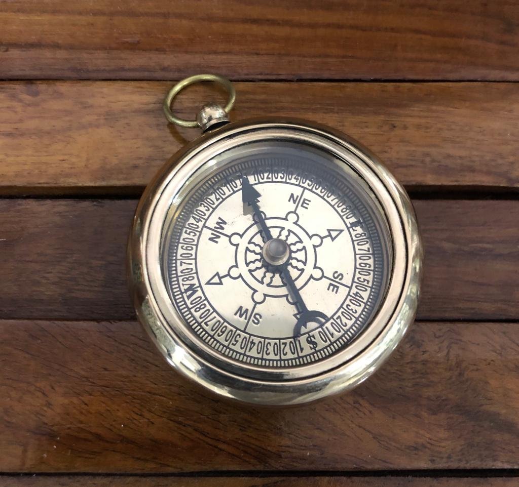RMS Titanic Inspired Pocket Compass, Perfect For Nautical Collectors And Gift Giving, 2 Inch Compact Design With Magnetic Jeweled Needle For Accurate Navigation - Image 4